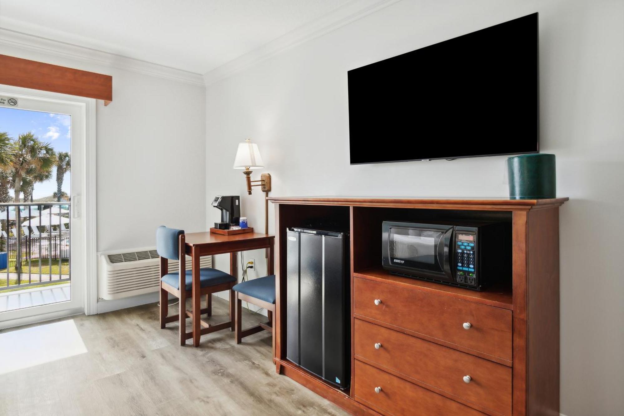 Seahorse Oceanfront Inn Neptune Beach Екстериор снимка
